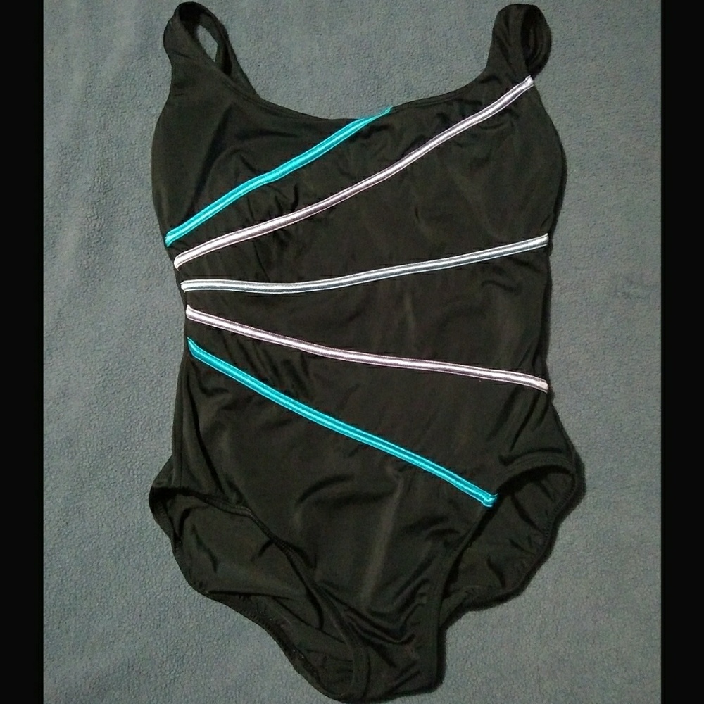💥Croft&Barrow One piece swim suit